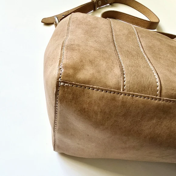 Madewell Tan Crossbody Bag - Picture 7 of 11